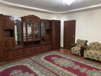 Срочно продается новостройки 100 мкв 3 ком.. 2 этаж квартира .Дагбитск