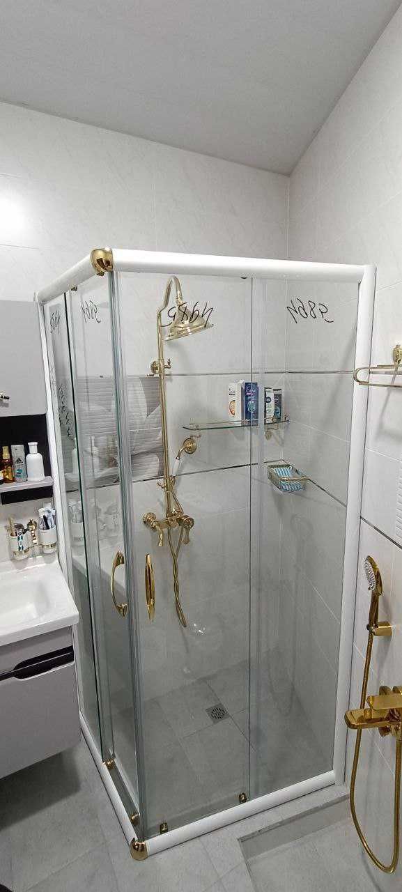 Душевая кабина, Душевые кабины, Стеклянные перегородки купе