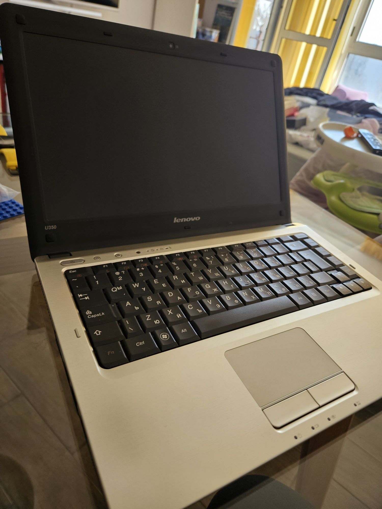 Лаптоп Lenovo U350