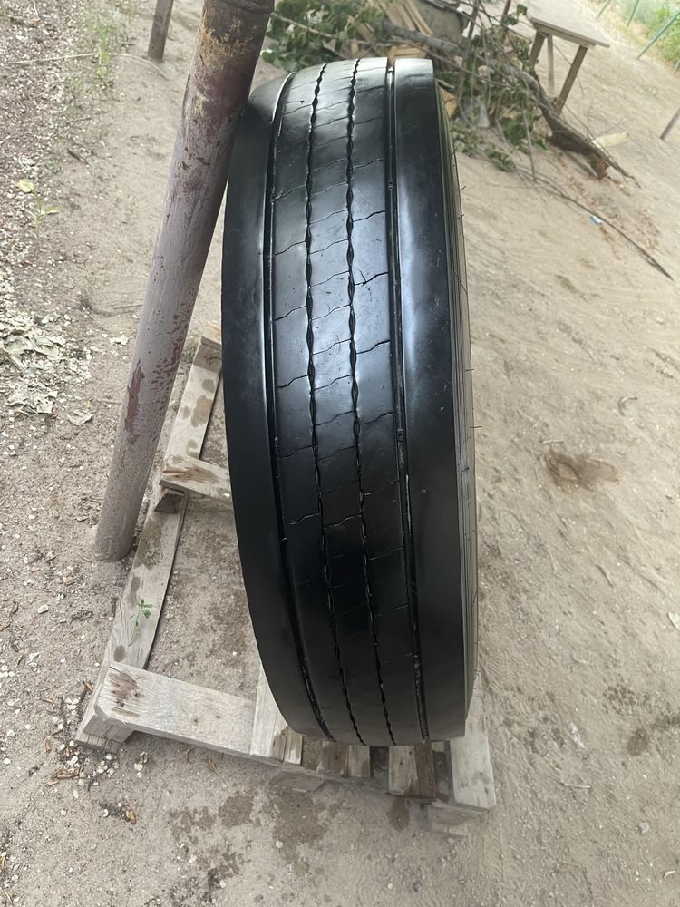 Срочно продам Шины
