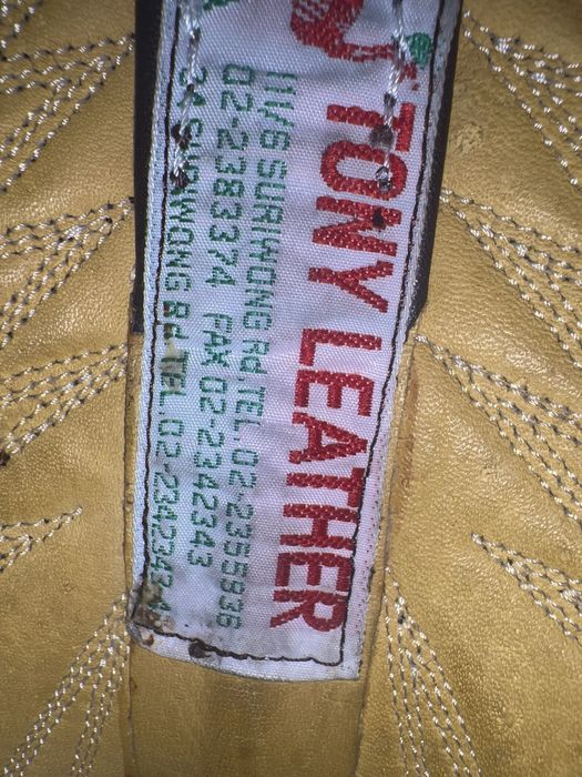 Дамски ботуши от крокодилска кожа