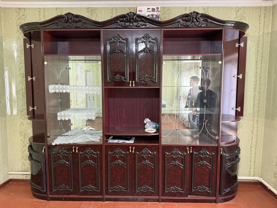 Стенка горка бу хорошем состоянии