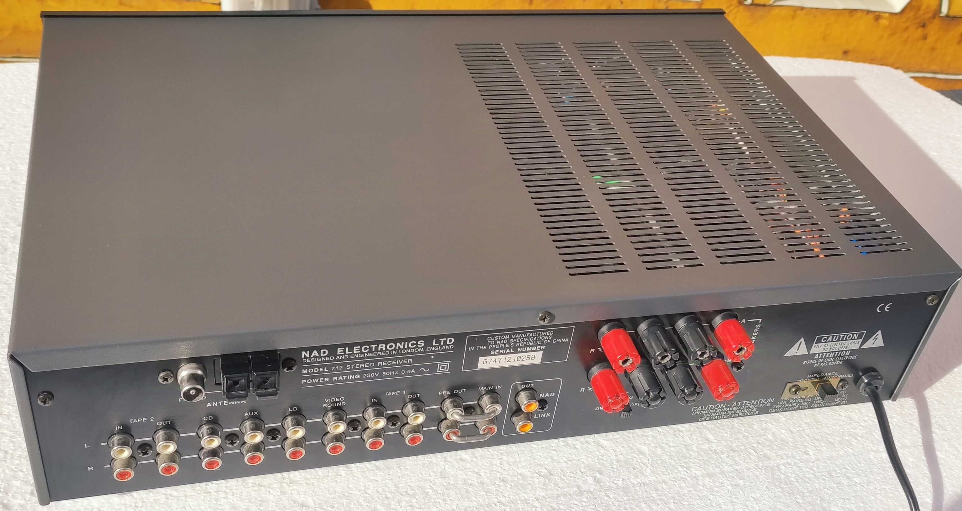 NAD Stereo receiver 712