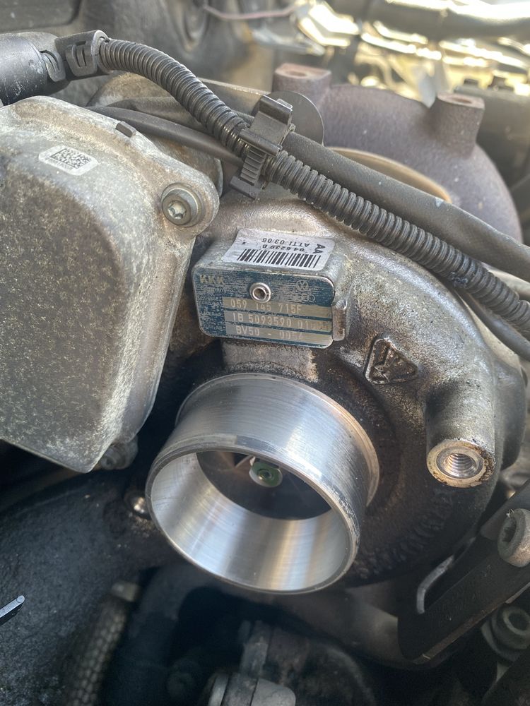 Turbina Audi A4 B7 A6 C6 A8 Q7 Touareg 3.0 TDI