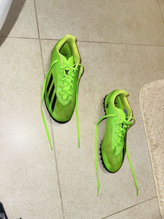 Ghete de fotbal sintetic adidas