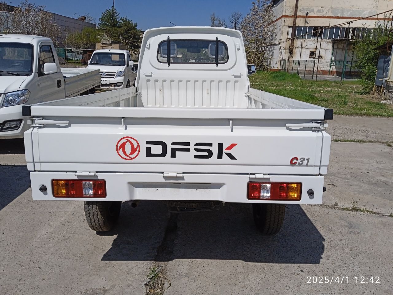 Донгфинг С 31 автосалонда рассрочка бор нархи 13500$