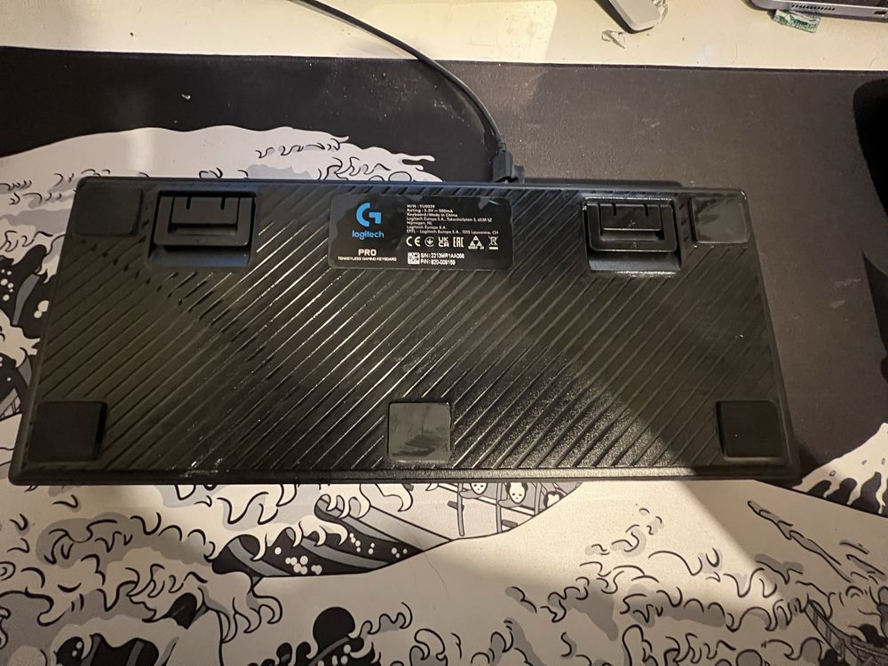 Клавиатура на logitech G pro TKL