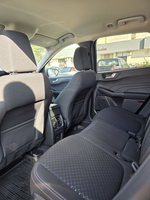 De vânzare Ford Kuga 1.5 Titanium