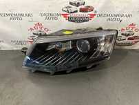 Far stanga xenon (cu defect) 5E1941015B Skoda Octavia III