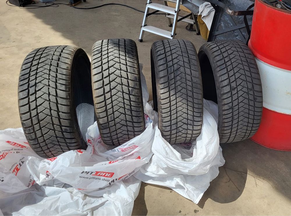 Зимни гуми GT radial 235/35 R19