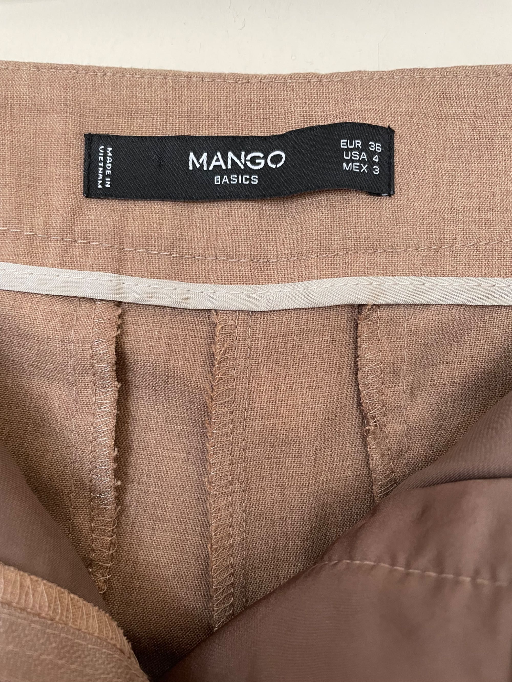 Дънки Zara и панталон на Mango