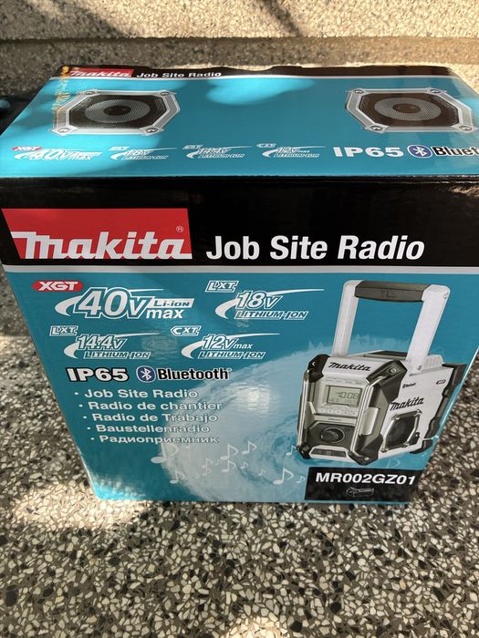 Ново радио Макита Makita MR001GZ1