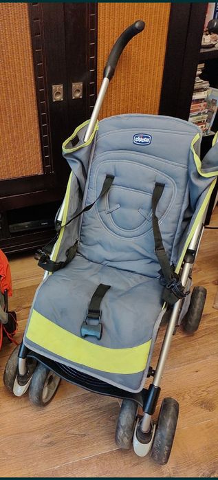 căruț Chicco           .