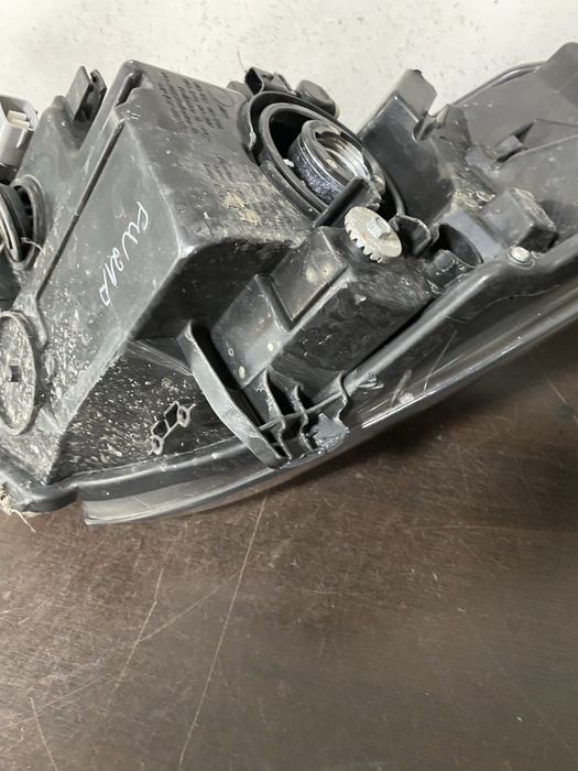 Far dreapta halogen Toyota Yaris an 2017-2019