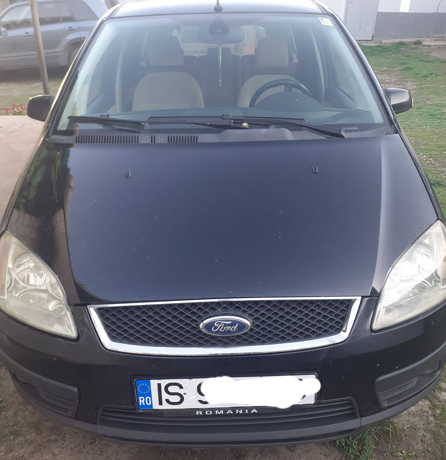 Vând Ford Focus C-Max