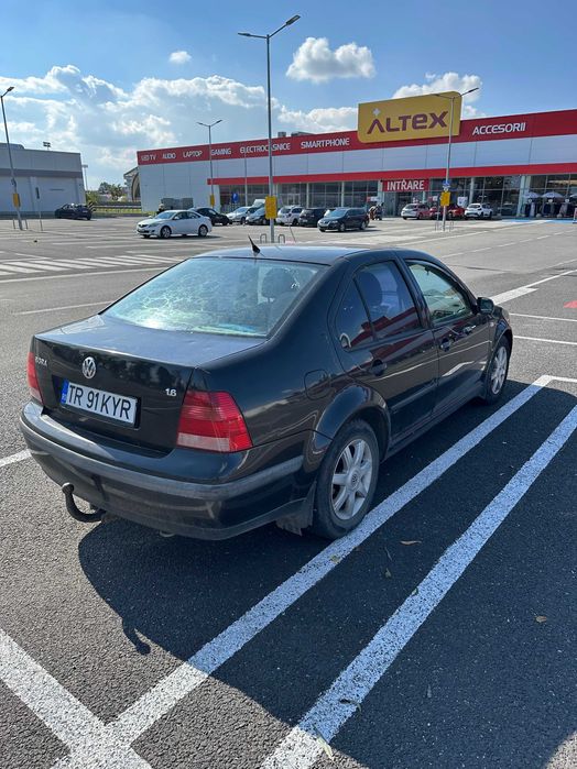 Vand VW Bora 1.6 Benzina 16V + GPL