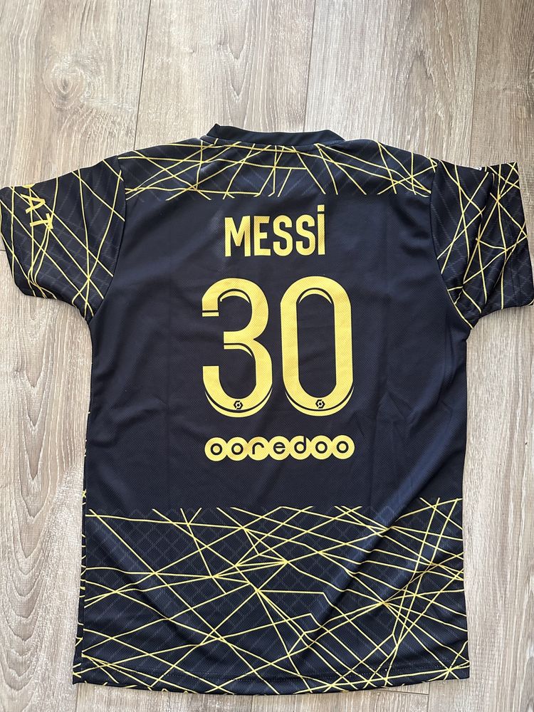 Нов спортен комплект Messi, размер 164см