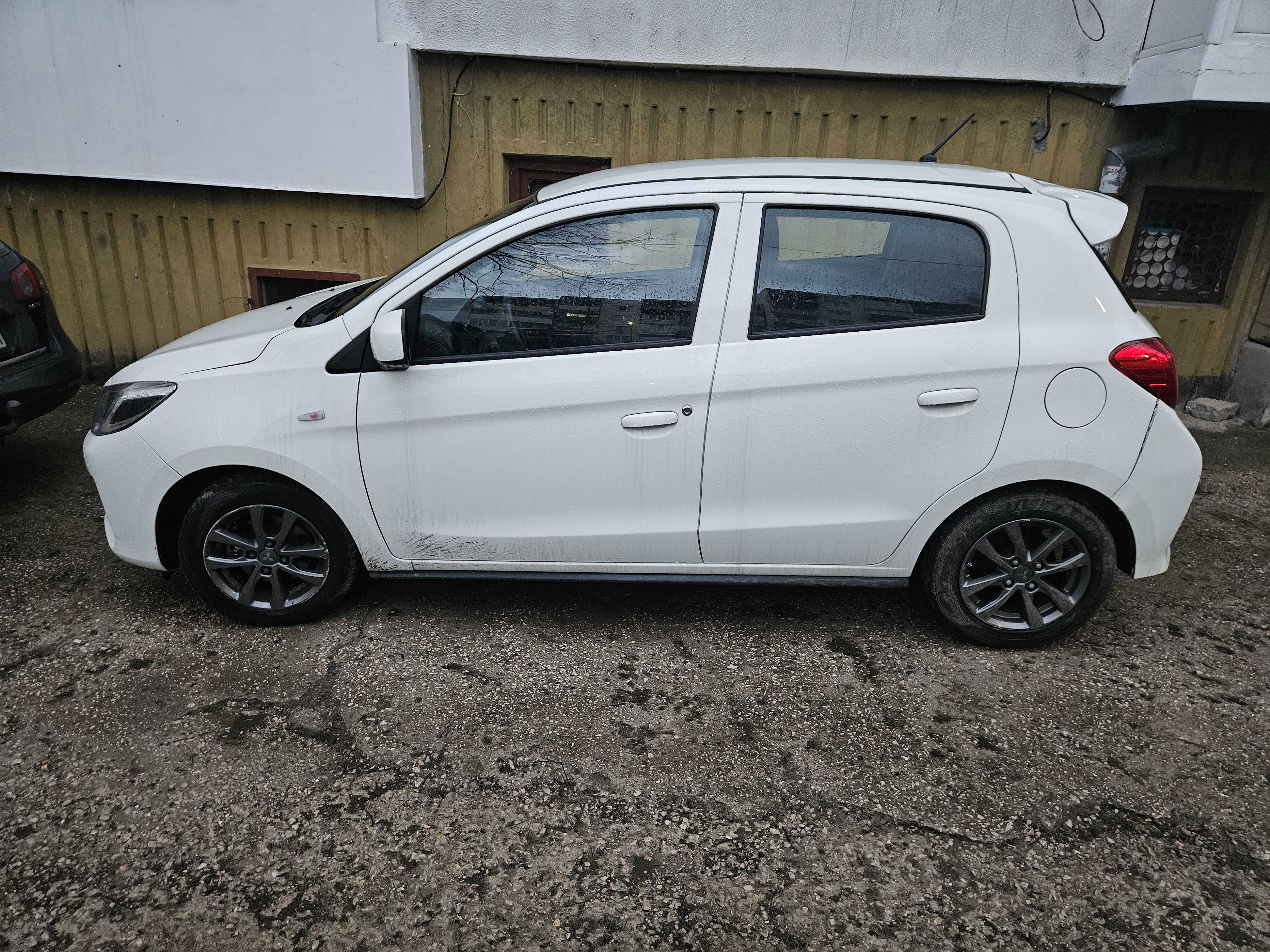 Mitsubishi space star на Части