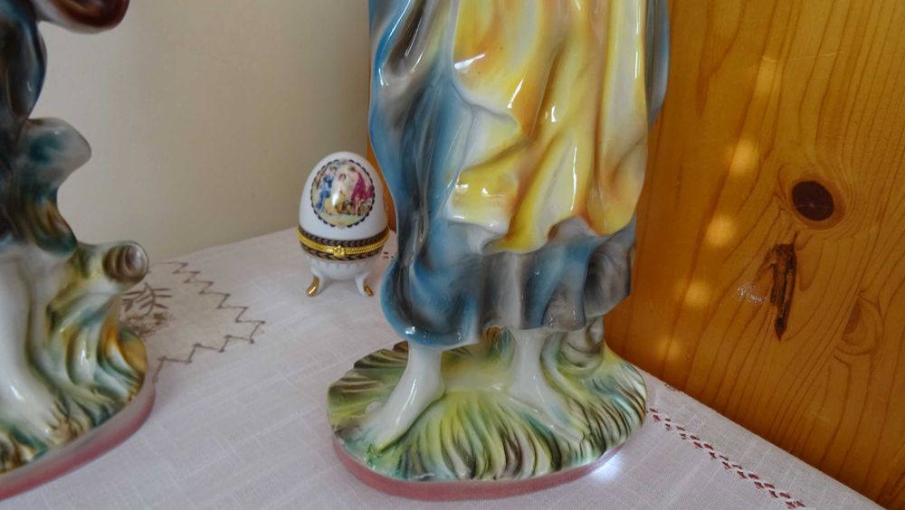 Големи порцеланови фигури. Майолика Италия втора половина на 20 век.