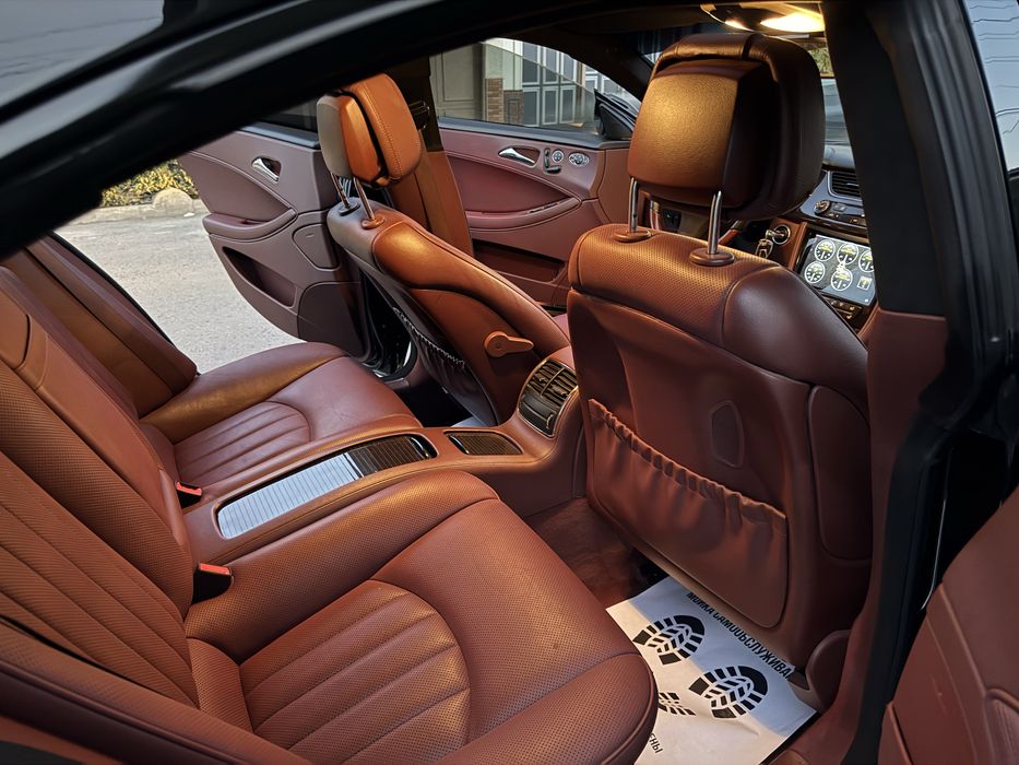 CLS 63 Body Kit Состаяние Зор Full Позиция