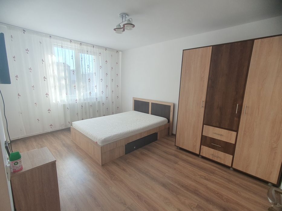 Inchiriez apartament 1 camera Maratei Asirom