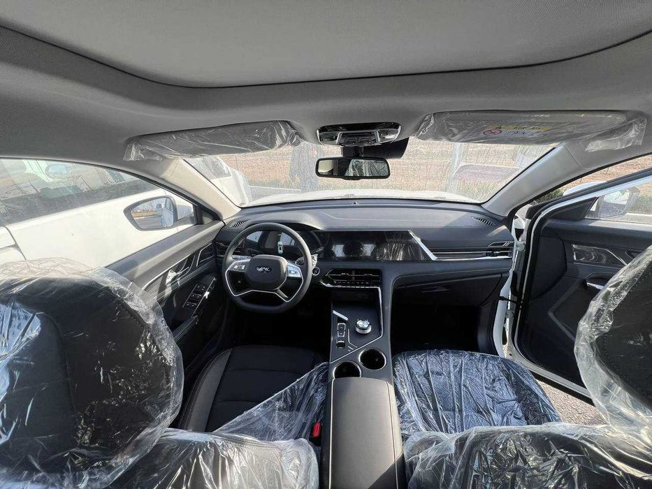 Продаётся новый JAC JS8 (без пробег)