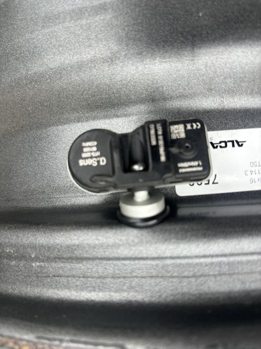 Jante set tabla R16 Opel vivaro Trafic 5x114,3