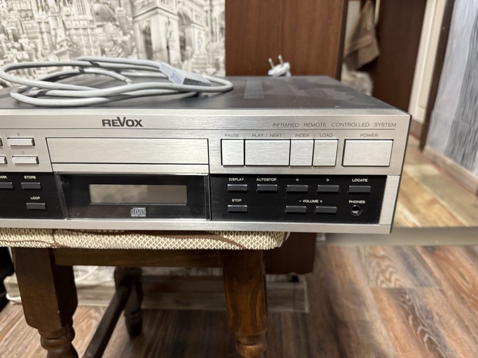 Продавам CD Revox B 226