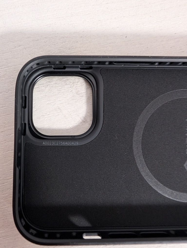 Продавам кълъфи съвместим за İPhone 15 Plus