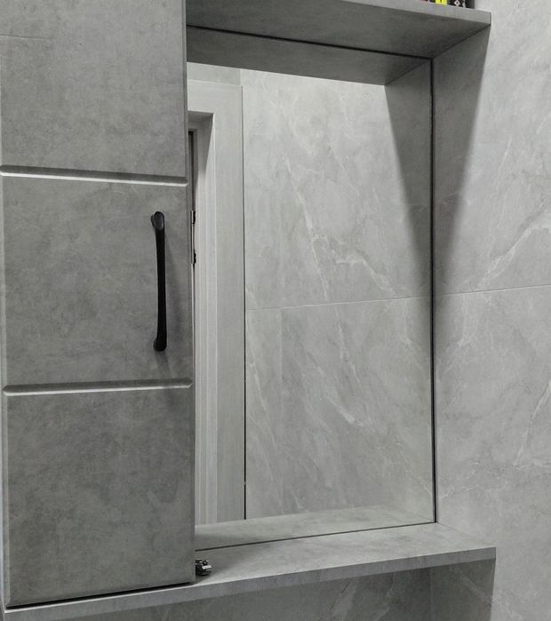 Зеркало в ванну с ящиком