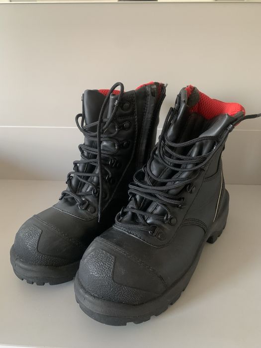 Продам спец.обувь