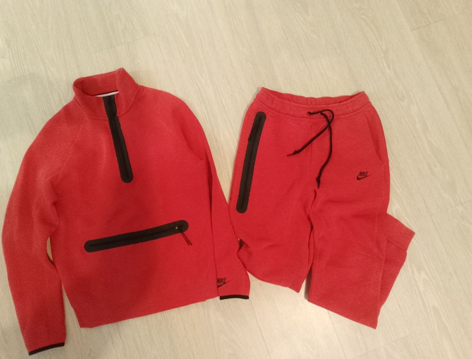 Nike tech fleece