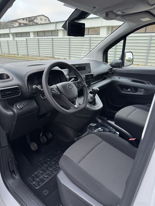Opel Combo Van NOU 2024 1.900 km 1.5 diesel 100 cp