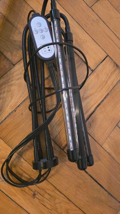 lampa crescut plante leduri rosu si albastru, 20 leduri, 3 brate