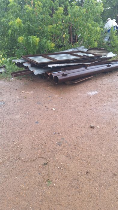 Продам строительный материалы  много чего есть  позвоните