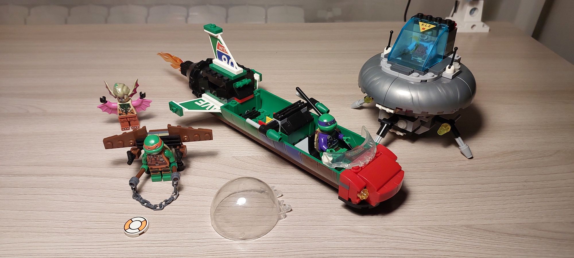 Конструктор BELA Ninja Turtle 10263 (Нападение с воздуха)