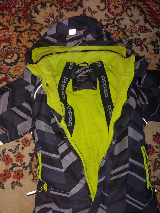 Продам зимний комбензон на мальчика