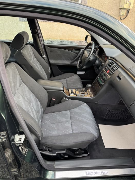 Mercedes e220 cdi avantgrade automat