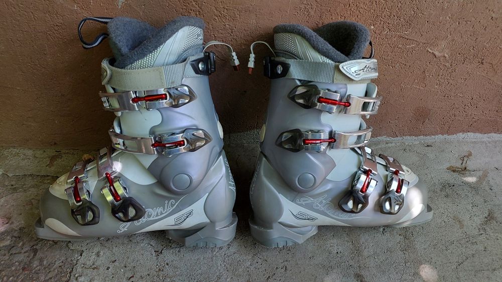 Vand clapari ski Atomic