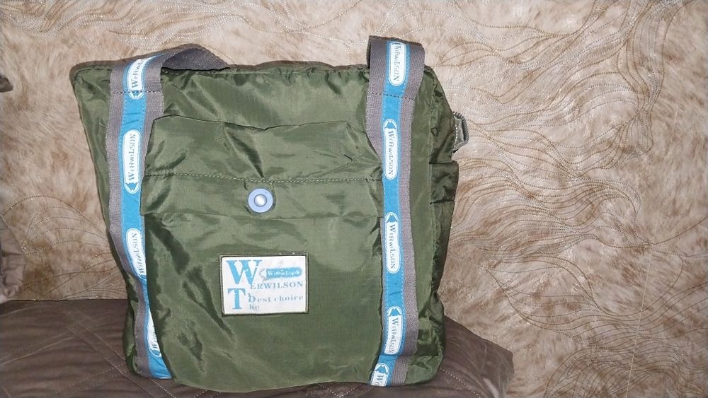 Продаётся сумка из плащевки.  Вместительная