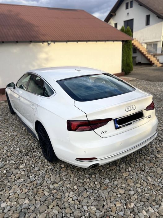 Audi A5 quattro, hibrid, 2019, avariat, AVARIATE