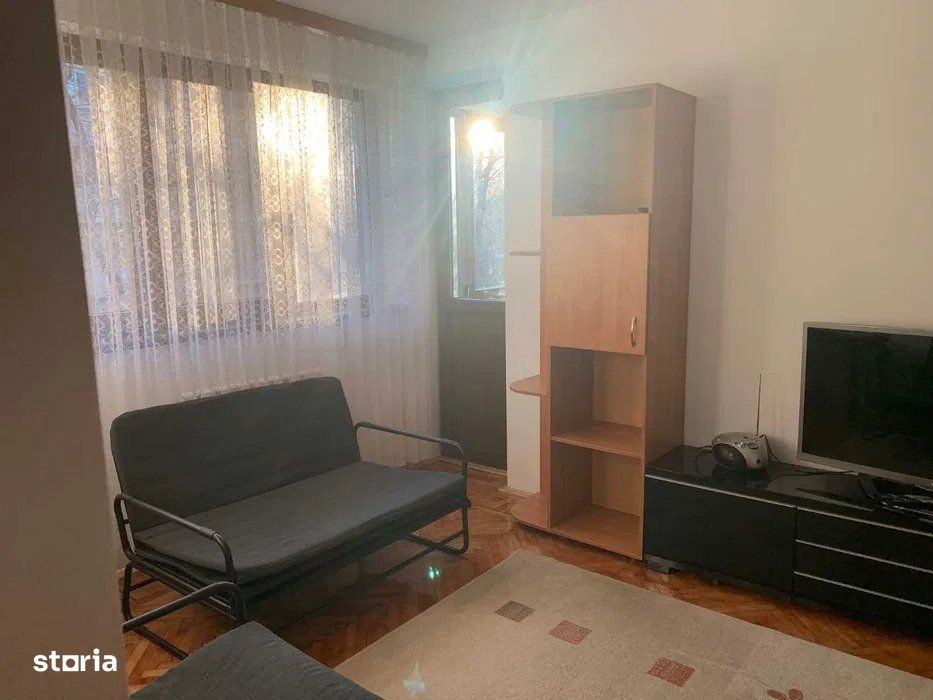 Drumul Taberei , AFI , 2 /4 , dec , 450 Euro