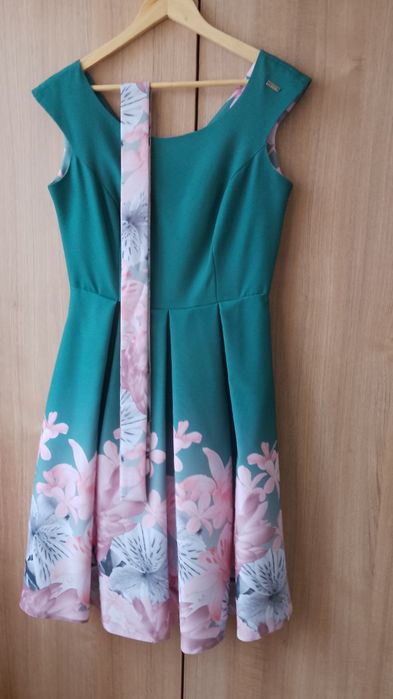Rochie eleganta .