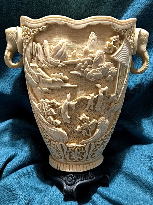 vaza deosebita Asia arta veche antichitati statuie decoratiuni