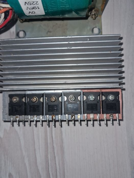 Kit invertor 12/220 cu irfp460