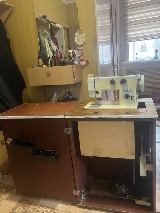 Швейная машинка