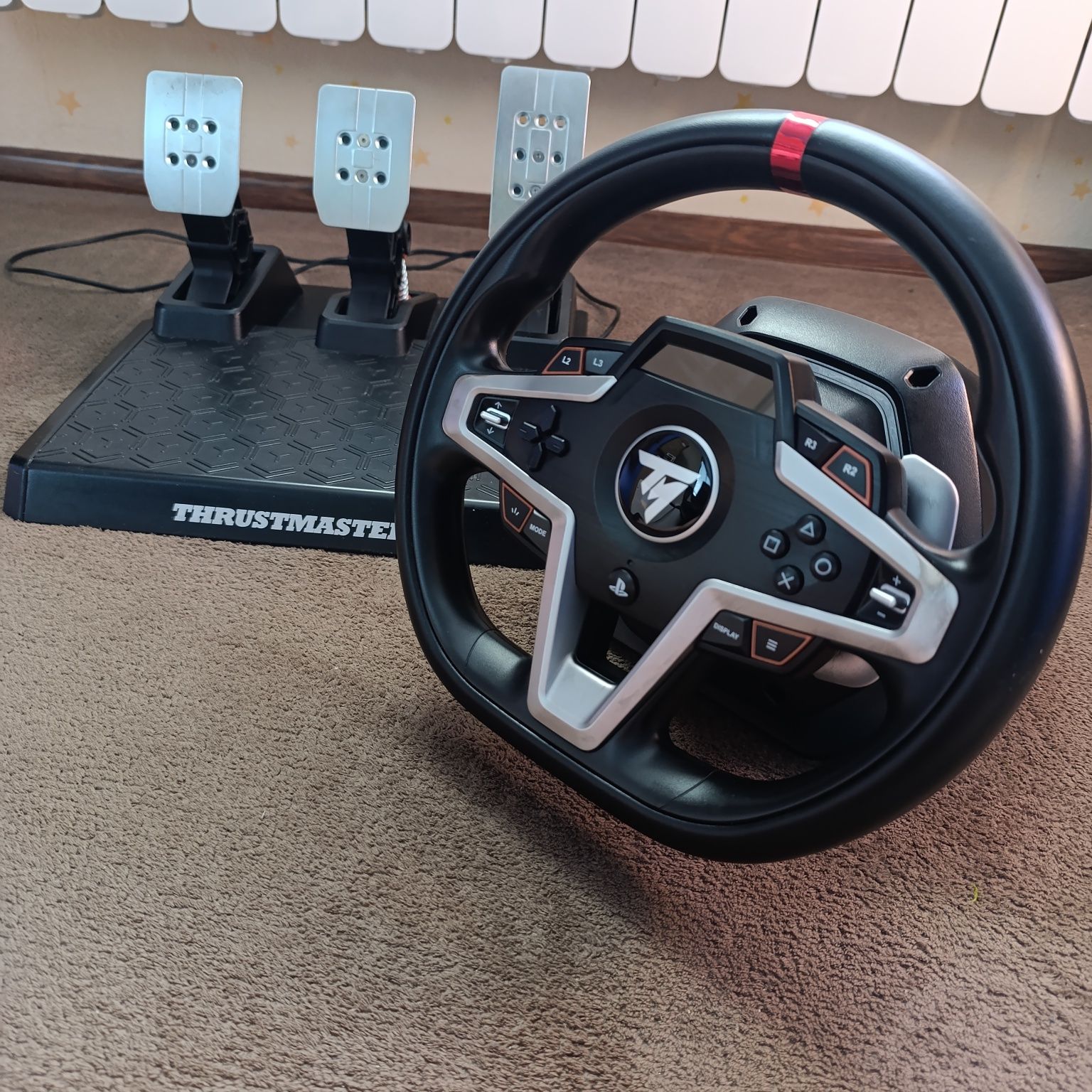 Волан и педали  trustmaster t248 с остатъчна гаранция 17 месеца