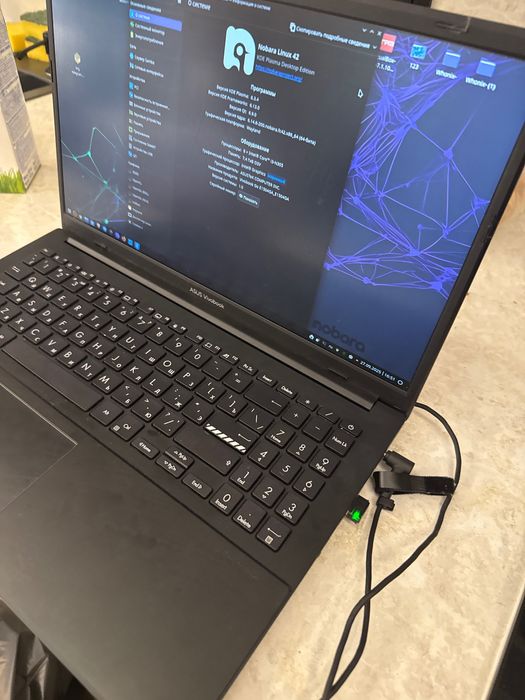 Продам ноутбук ASUS Vivobook Go 15 E1504GA