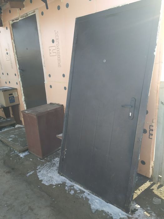 Дверь железная б у