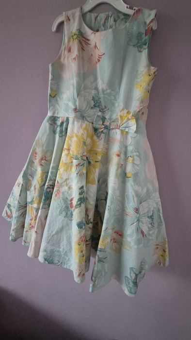 Официална рокля за момиче, 9-10год.